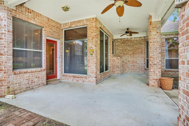 2211 Blue Lake Drive, Magnolia, TX 77354