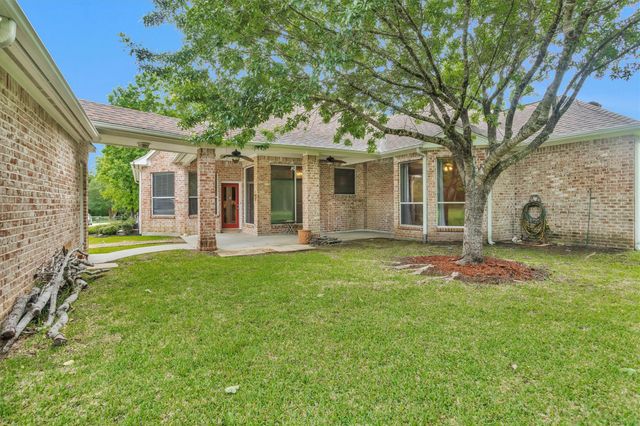 2211 Blue Lake Drive, Magnolia, TX 77354