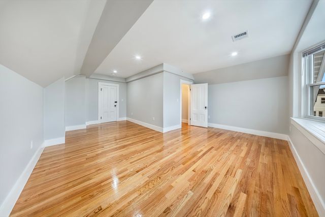 180 Jackson St D, Lawrence, MA 01841