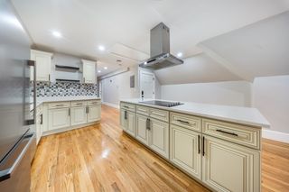 180 Jackson St D, Lawrence, MA 01841