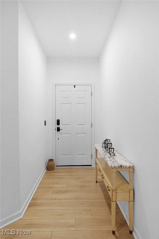 841 S Parkside Drive, Westlake, OH 44145