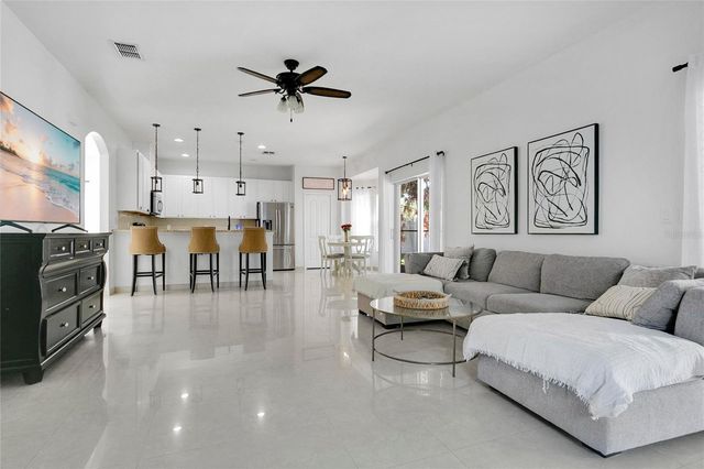 4034 FELDSPAR TRAIL, Orlando, FL 32826