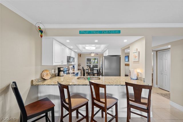 902 SW 48th TER 104, Cape Coral, FL 33914