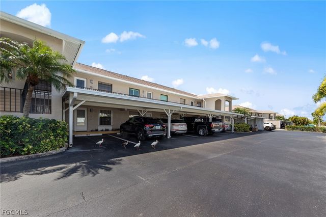 902 SW 48th TER 104, Cape Coral, FL 33914