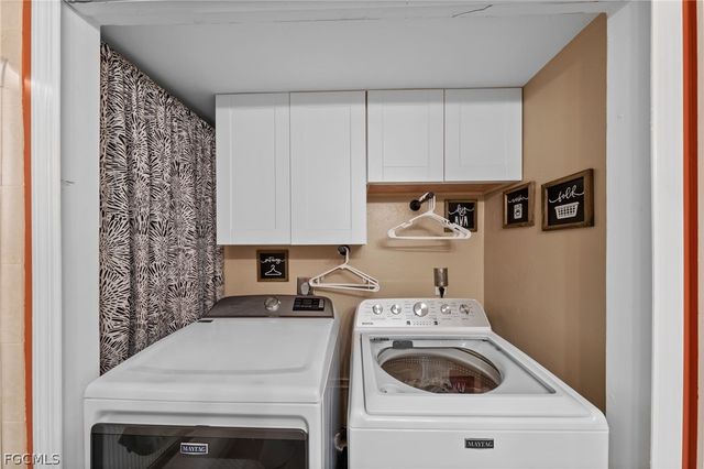 902 SW 48th TER 104, Cape Coral, FL 33914