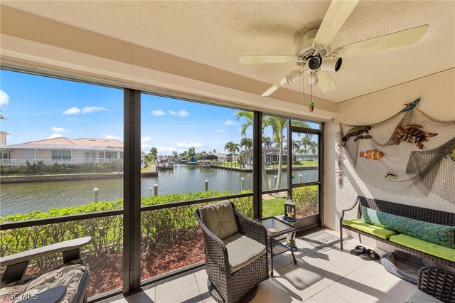 902 SW 48th TER 104, Cape Coral, FL 33914