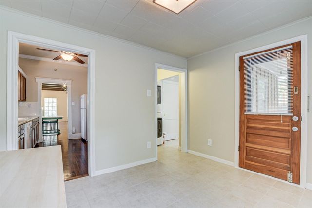 909 Bomar Street, Houston, TX 77006