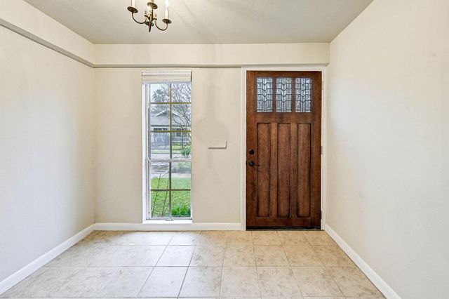 909 Bomar Street, Houston, TX 77006