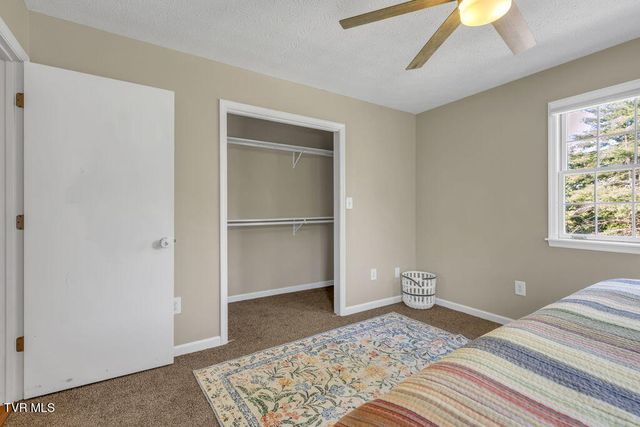 1778 Boones Creek Road, Jonesborough, TN 37659