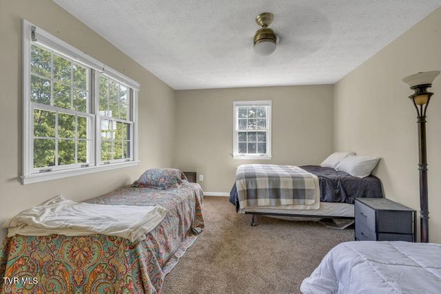 1778 Boones Creek Road, Jonesborough, TN 37659