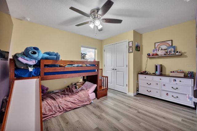 40610 E FOURTH AVENUE, Umatilla, FL 32784