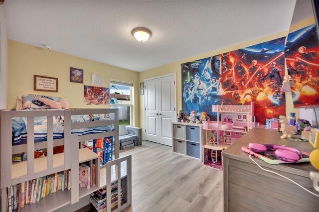 40610 E FOURTH AVENUE, Umatilla, FL 32784