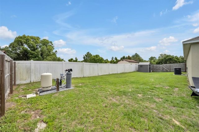 40610 E FOURTH AVENUE, Umatilla, FL 32784
