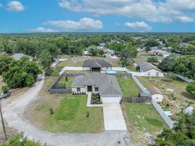 40610 E FOURTH AVENUE, Umatilla, FL 32784
