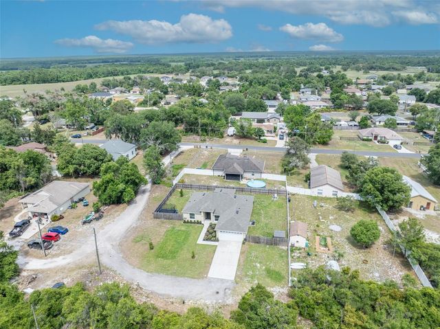 40610 E FOURTH AVENUE, Umatilla, FL 32784