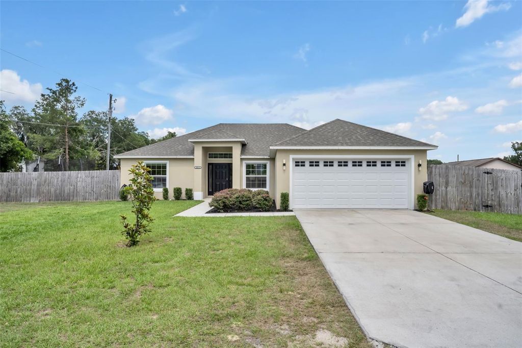 40610 E FOURTH AVENUE, Umatilla, FL 32784