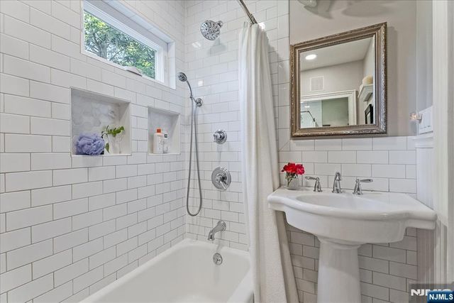 3 Ferguson Place, Glen Rock, NJ 07452