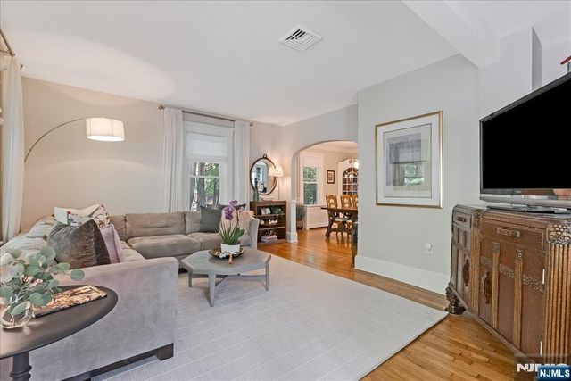 3 Ferguson Place, Glen Rock, NJ 07452