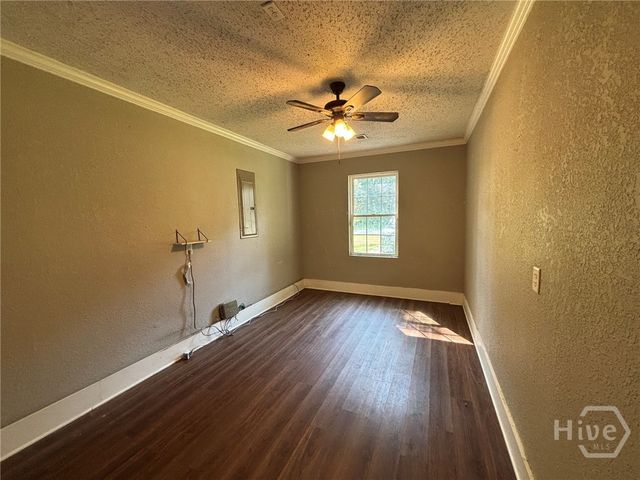 405 Shadowbrook Circle, Springfield, GA 31329