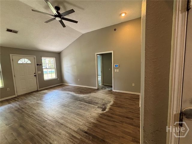 405 Shadowbrook Circle, Springfield, GA 31329