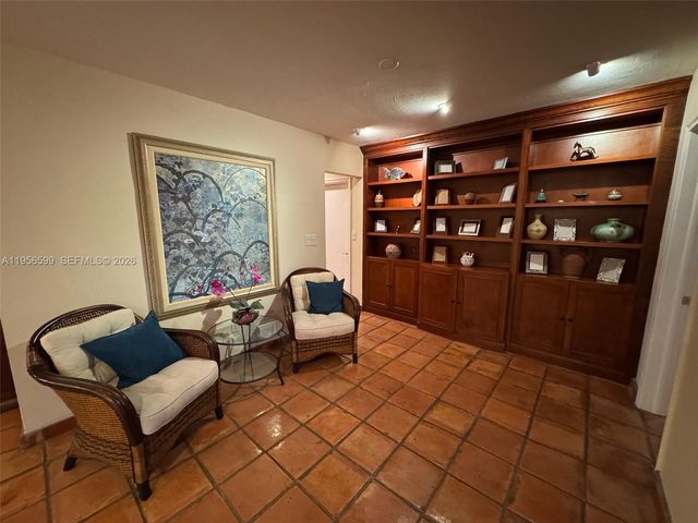 1110 Redbird Avenue, Miami Springs, FL 33166