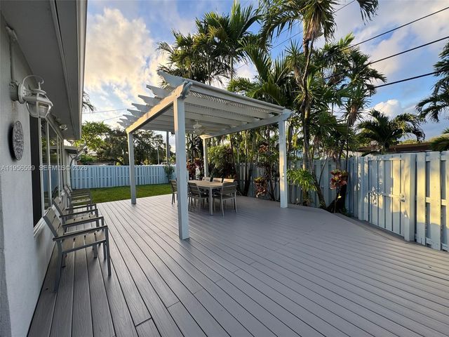 1110 Redbird Avenue, Miami Springs, FL 33166