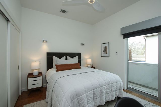 4408 Mount Vernon Street, Houston, TX 77006