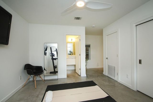 4408 Mount Vernon Street, Houston, TX 77006