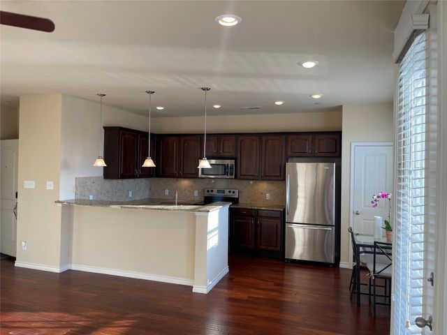950 Henderson Street 1310, Fort Worth, TX 76102