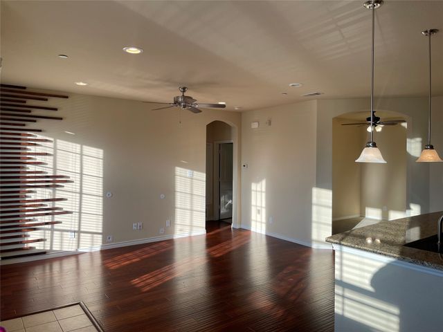 950 Henderson Street 1310, Fort Worth, TX 76102