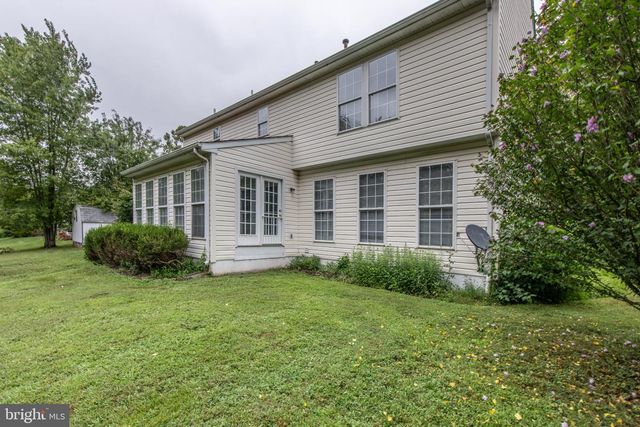 5184 LOVERING DR, Doylestown, PA 18902