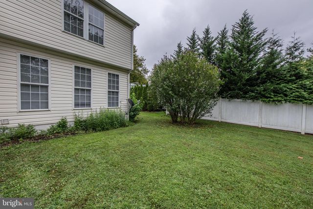 5184 LOVERING DR, Doylestown, PA 18902