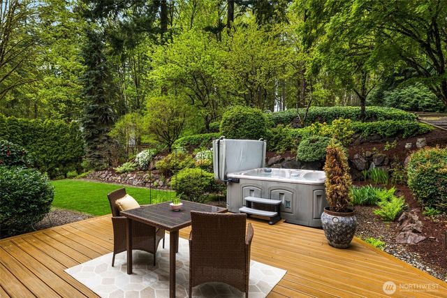 18316 NE 133rd Street, Redmond, WA 98052