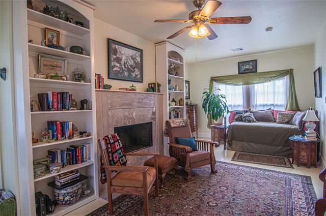 202 Meadowlawn Street, Shoreacres, TX 77571