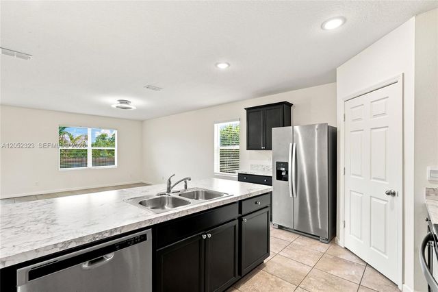 4650 SW Babylon St, Port St. Lucie, FL 34953