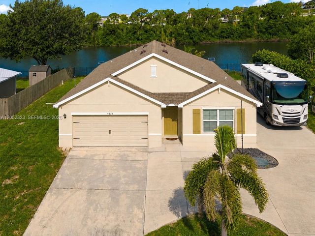 4650 SW Babylon St, Port St. Lucie, FL 34953