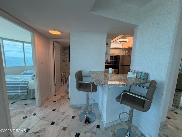 2625 S Atlantic Ave Apt 24NW, Daytona Beach Shores, FL 32118