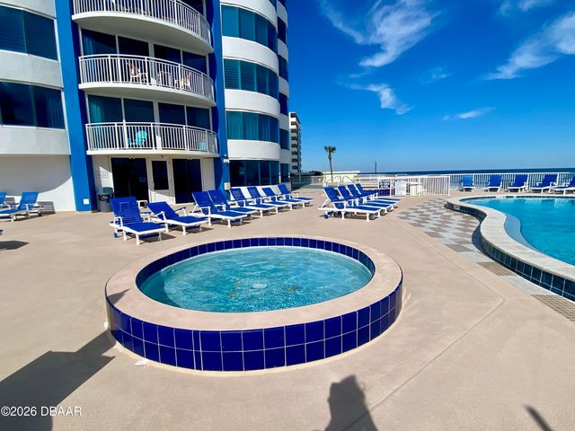 2625 S Atlantic Ave Apt 24NW, Daytona Beach Shores, FL 32118