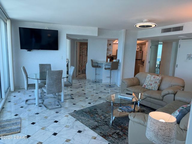 2625 S Atlantic Ave Apt 24NW, Daytona Beach Shores, FL 32118