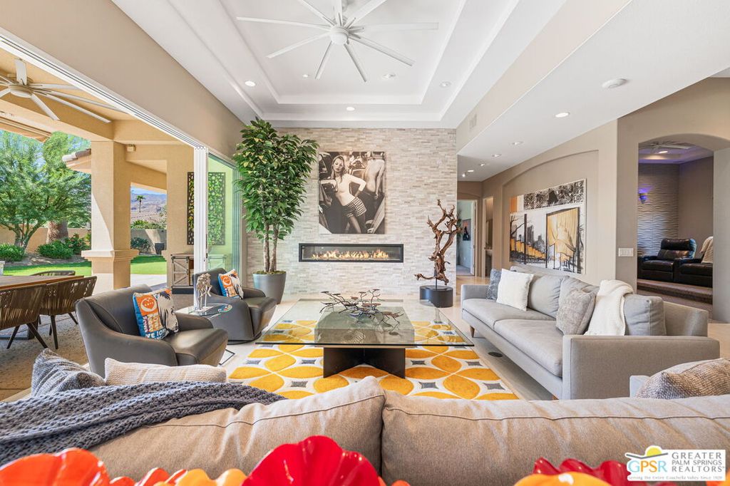 Image 1 of property listing at 8 Collegiate Cir, Rancho Mirage, CA 92270
