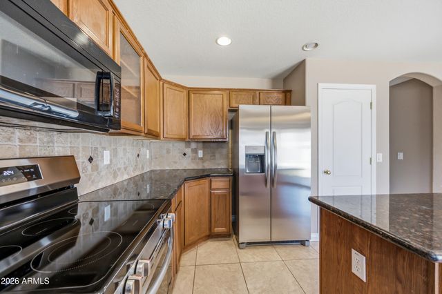 779 E BRADSTOCK Way, San Tan Valley, AZ 85140