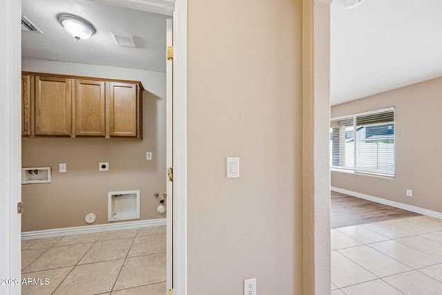 779 E BRADSTOCK Way, San Tan Valley, AZ 85140