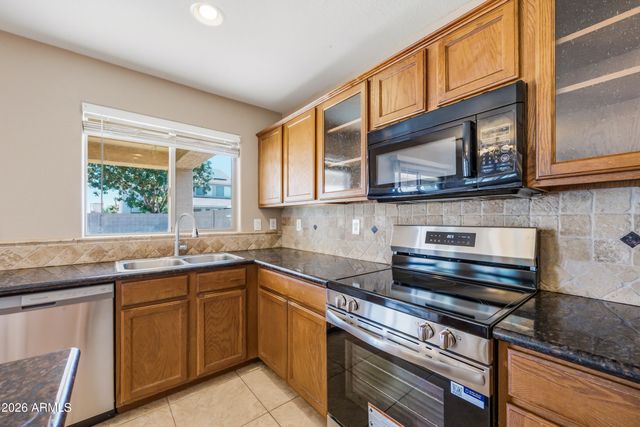 779 E BRADSTOCK Way, San Tan Valley, AZ 85140