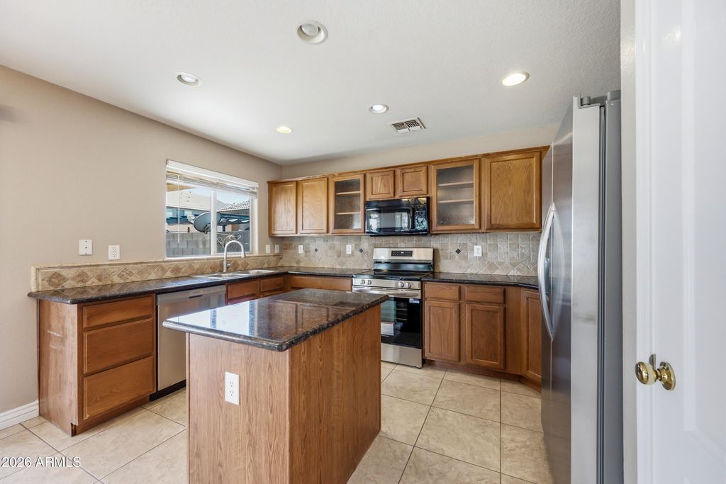 779 E BRADSTOCK Way, San Tan Valley, AZ 85140