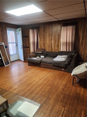 35 Harvest Street 1, Rochester, NY 14605