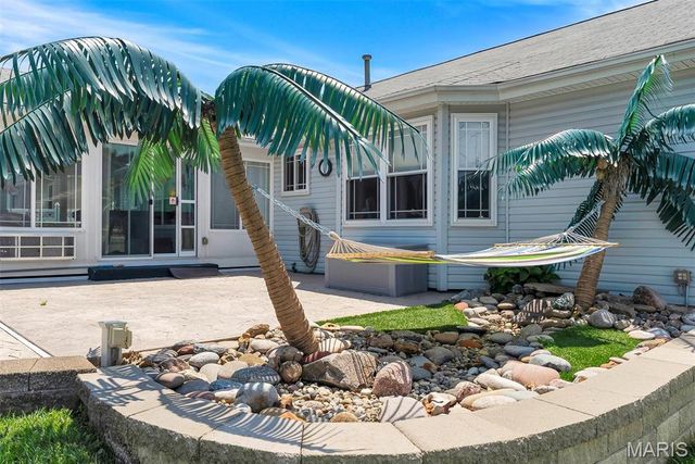 59 McClay Trail Drive, St Peters, MO 63376