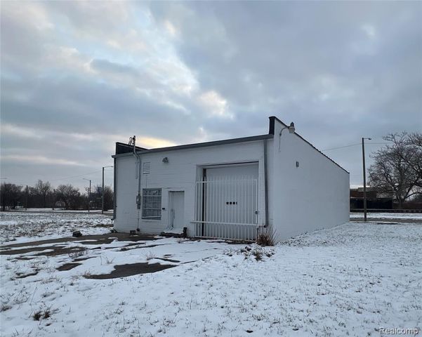 4118 Chene Street, Detroit, MI 48207