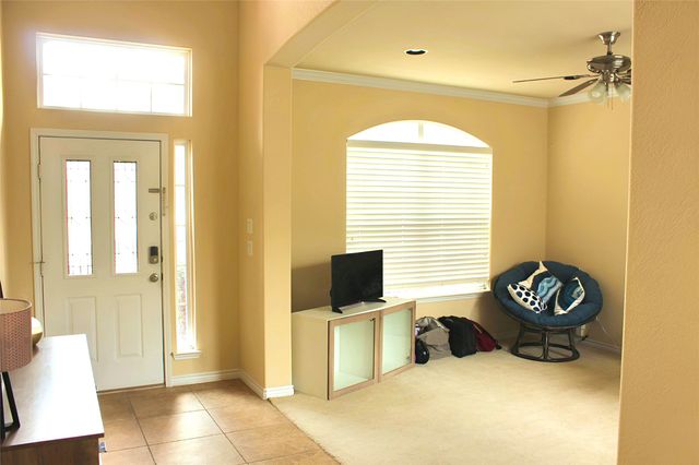 5996 Clearwater Drive, The Colony, TX 75056