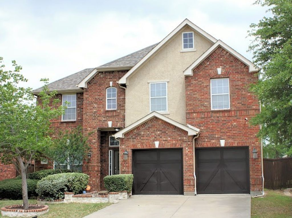 5996 Clearwater Drive, The Colony, TX 75056
