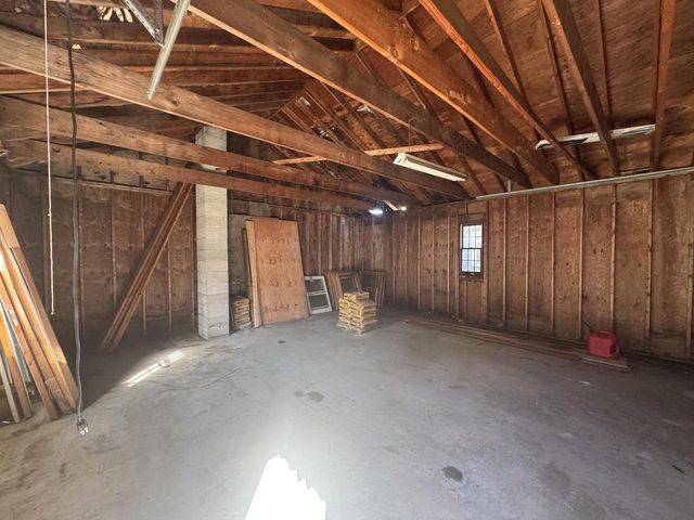 2512 73rd STREET, Kenosha, WI 53143